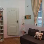 Centrico Y Cosmopolita