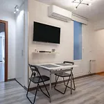 1 Bedrooms 1 Bathrooms Furnished - Las Cortes - Cozy- Mintystay