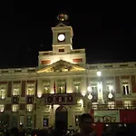 Puerta Del Sol -De La Cruz Isabel I0 & Parking