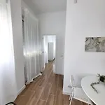 Bonito Piso A 300 M De Metro Garcia Noblejas