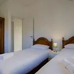 2 Bedrooms 2 Bathrooms Furnished - Bernabeu - Business Area With Terrace - Minty Stay