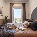 Kobenni- One Bedroom Apartment With Office In Justicia