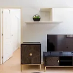 Bright Modern -1Bedroom 1Bath -Cuatro Caminos