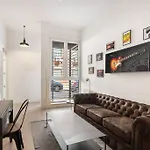 Bowie House - Madrid River-A-Salvad
