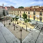 Central Flat In The Best Location-Comen-2-De