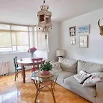 Piso Centrico, Bonito, Acogedor, Con Aire Acondicionado, Jardines Y Enfrente Piscina Municipal De Penuelas