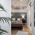 Ekonda- 2 Bedroom Apartment In Trafalgar