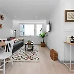 2 Bedrooms 1 Bathroom Furnished - Justicia - Executive Style - Mintystay