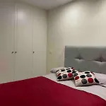 Fantastic Apartment, Newly Renovated
