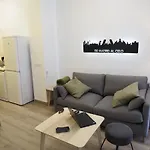 Precioso Apartamento En Cuatro Caminos By Bebalmy