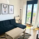 Paseo Acacias 8, Atico Con Terraza En Embajadores