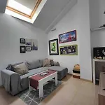 Apartamento Recien Reformado En Barajas Pueblo