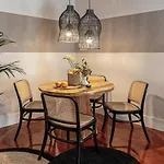 Azreg - 2 Bedroom Apartment In Almagro