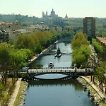 Petit House City Center