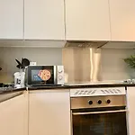 Moderno Apartamento Temporal De Dos Dormitorios En Avenida America Ctg101