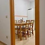 For You Rentals Acogedor Apartamento Temporal De 1 Dormitorio Y Salon, A Pasos De Gran Via Inf3D