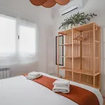Amazing Apartment-3Bedrooms 3Bathrooms-Lavapies