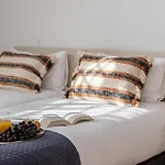 Waou Gran Via Attic - Corta Duracion