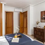 Waou Gran Via Attic - Corta Duracion