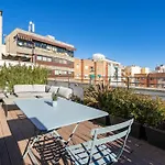 Feelathome Waldorf Suites Apartments
