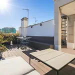 Feelathome Waldorf Suites Apartments
