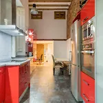 Modern- 2Bd 2Bth - Opera