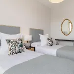 Bright Apartment For 4 With Stunning Views Madrid Princesa II