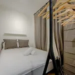 Modern Apt Para 6Pax En La Plaza De Tirso-Centro E1