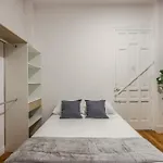 Victoria Apartments