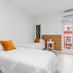 Los Apartamentos Jacinto Benavente Centro Madrid