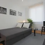 Sol Apartment Deluxe-Nun-Arce