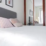 Brand New One Bedroom Apartment Located In Chueca