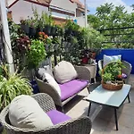 Loft Con Jardin