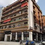 Plaza Mostenses En Plaza Espana