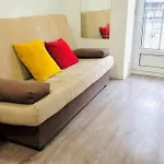 Comodo Y Agradable Estudio En Madrid Centro A5