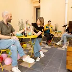 Petit Hostel Palacio Real