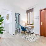 Apartamento Reformado En El Barrio De Las Letras