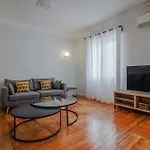 Modern Spacious-3 Bedrooms 2 Bathrooms-Retiro