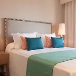 Homeclub Exclusive Flat At Madrid Tower