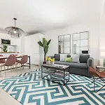 Homeclub Apartment At Plaza Colon Xxiii
