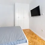 3 Bedrooms 2 Bathrooms Furnished - Sol - Bright - Mintystay