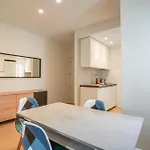 Bright Modern - 2Bedrooms 1Bath - Delicias