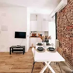 Nice Studio In Lavapies, Downtown Madrid
