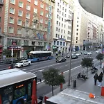 Room Gran Via Apartments