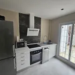 Elegant Apartment With Yard For 4 Pax In Tetuan - 1