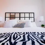 Business Apartament, Torre Australis