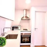 Business Apartament, Torre Australis