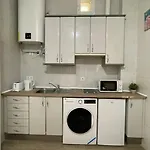 Beautiful Apartament In Lavapies For 3 Pax - 011
