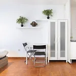 Centrally Located Studio In Madrid - 382