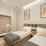 Gran Via XVI Calle San Roque 4Br 4Bh